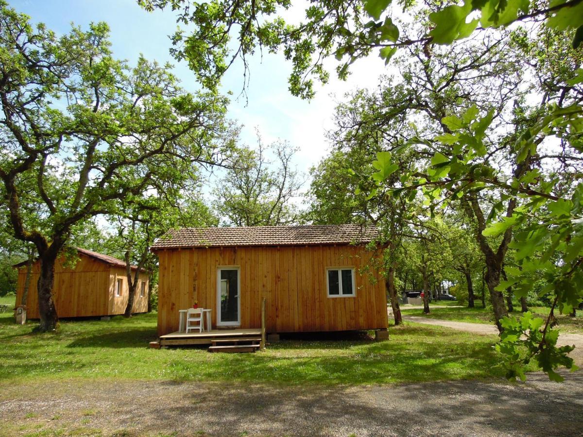 Camping Les Paillotes Payrac Exterior foto